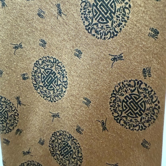 Vintage Giorgio Armani Brown Tie with Black Pattern BNWT - Picture 3 of 5